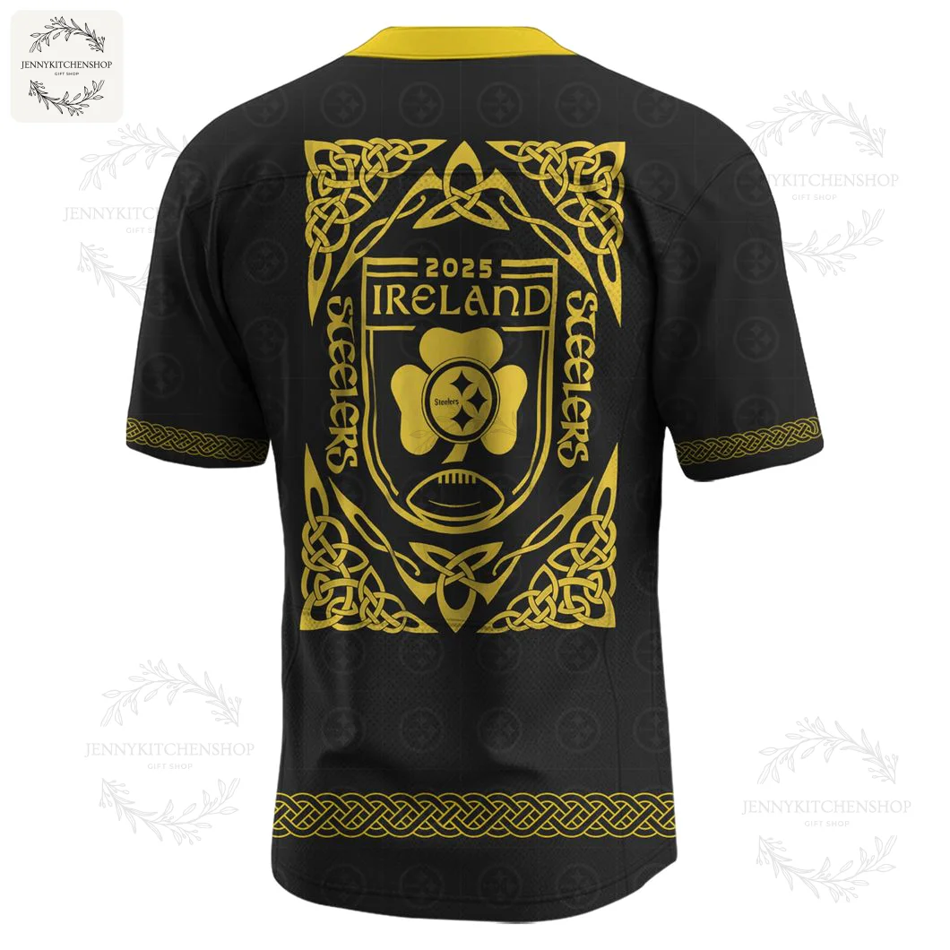 Back View of the Pittsburgh Steelers Ireland Heritage 2025 Jersey Back view of the Pittsburgh Steelers Ireland Heritage 2025 jersey, showcasing a large gold Celtic crest with a shamrock logo.