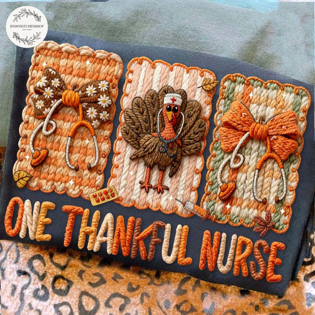 One Thankful Nurse Gifts Christmas T-Shirt, Sweatshirt