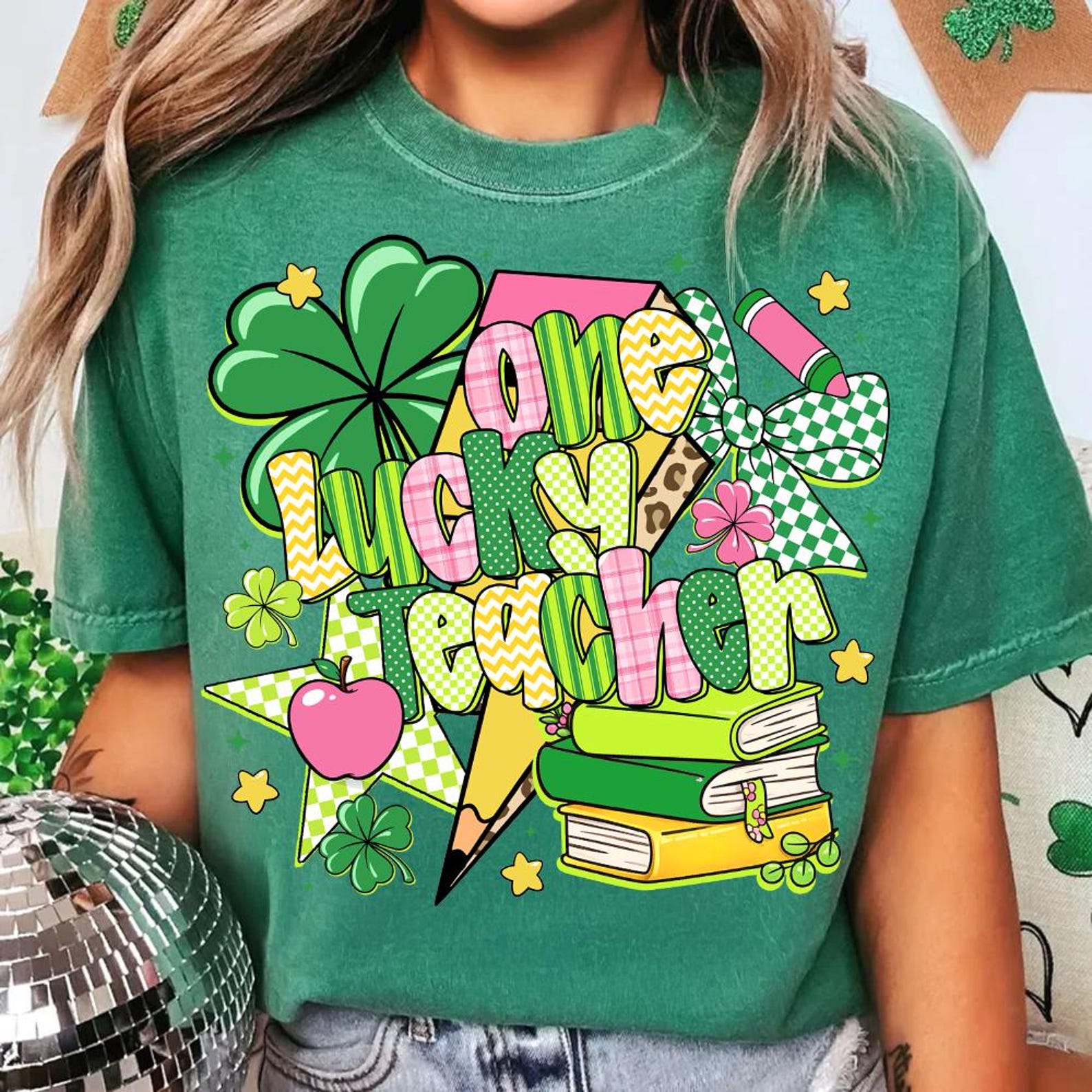 One Lucky Teacher St. Patrick’s Day Retro Leopard School Graphic T-Shirt